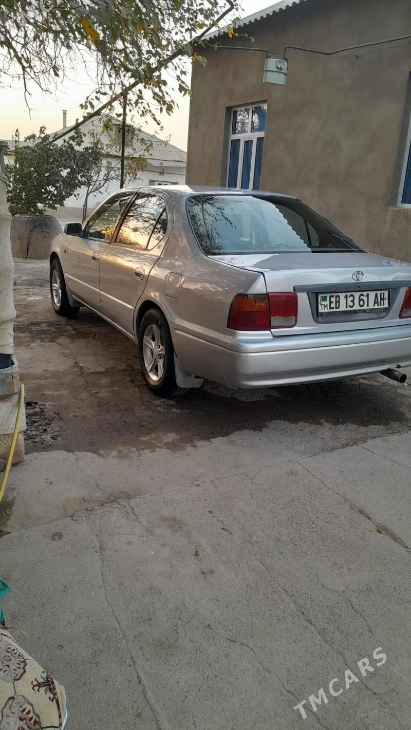 Toyota Camry 1995 - 63 000 TMT - Теджен - img 5