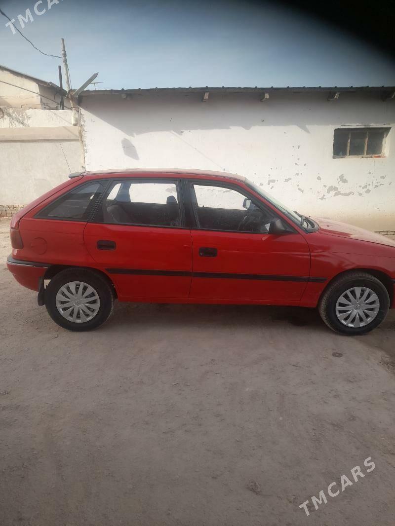 Opel Astra 1992 - 30 000 TMT - Болдумсаз - img 6