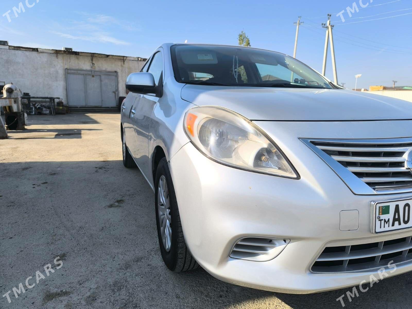 Nissan Versa 2012 - 120 000 TMT - Ашхабад - img 2