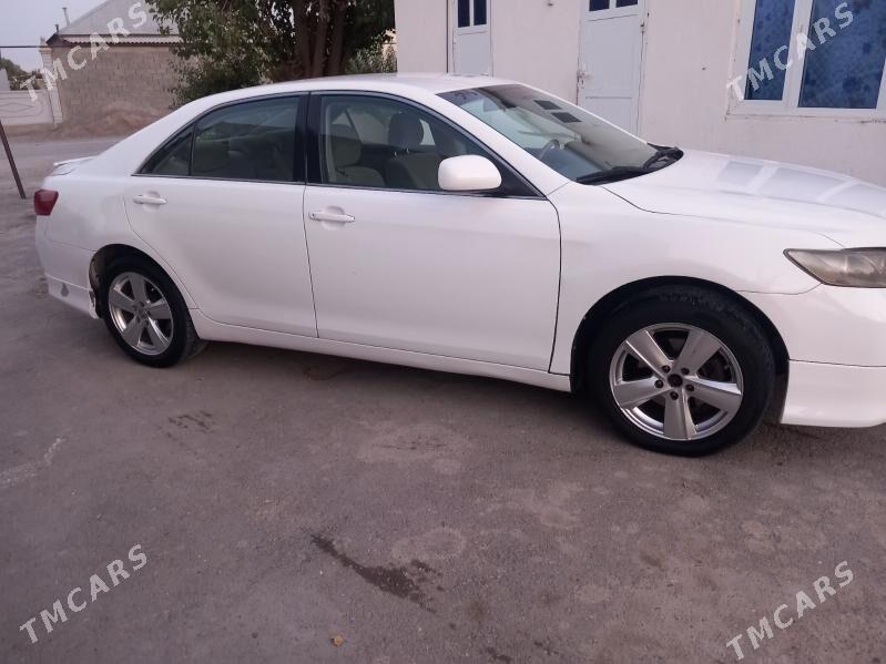 Toyota Camry 2007 - 125 000 TMT - Гёкдепе - img 3