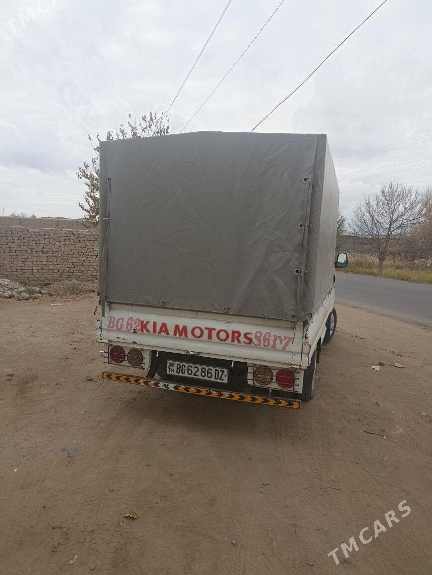 Kia Bongo 2004 - 120 000 TMT - Şabat etr. - img 1