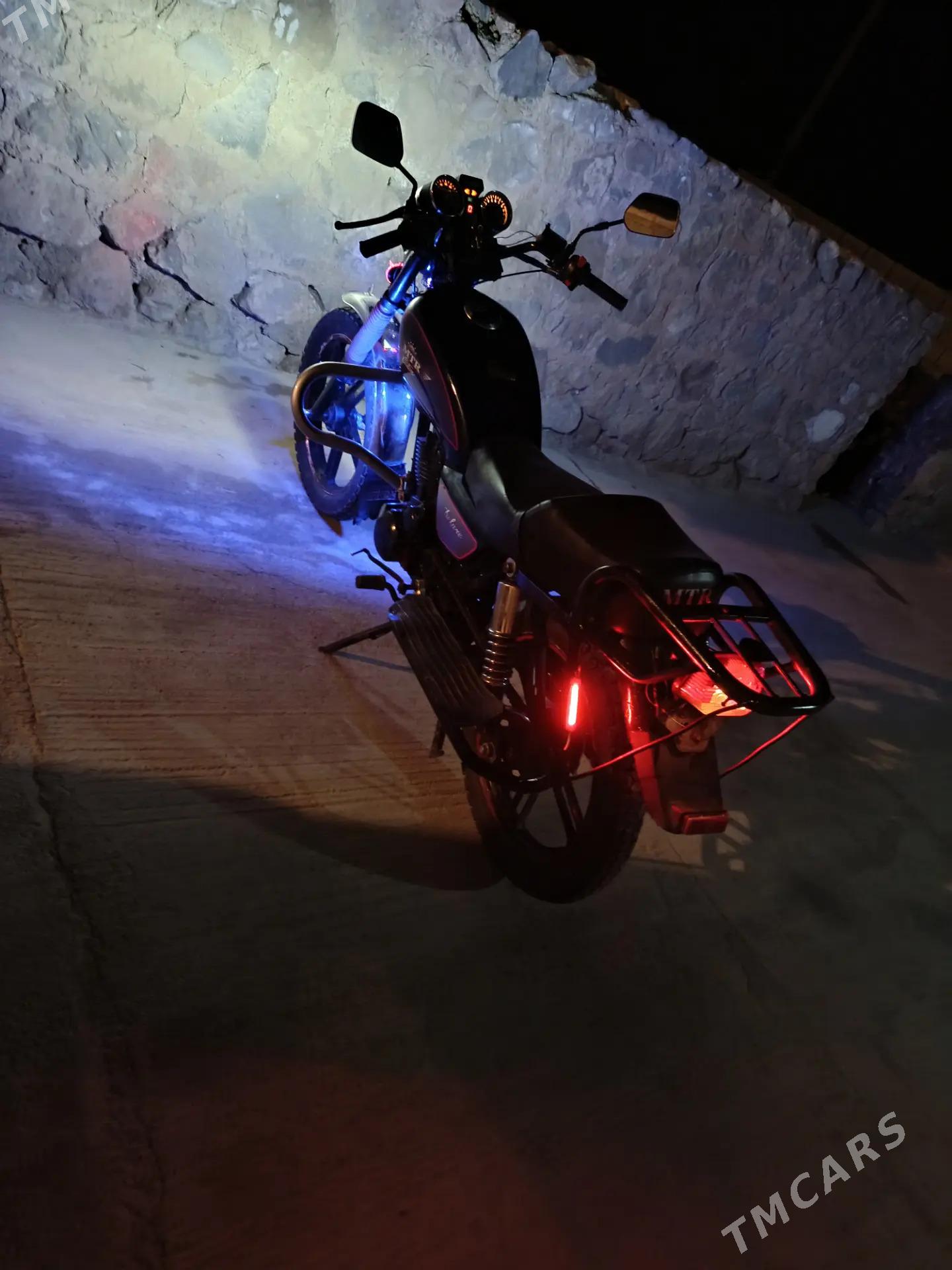 Fekon FK200-14G 2016 - 11 000 TMT - Бахарден - img 3