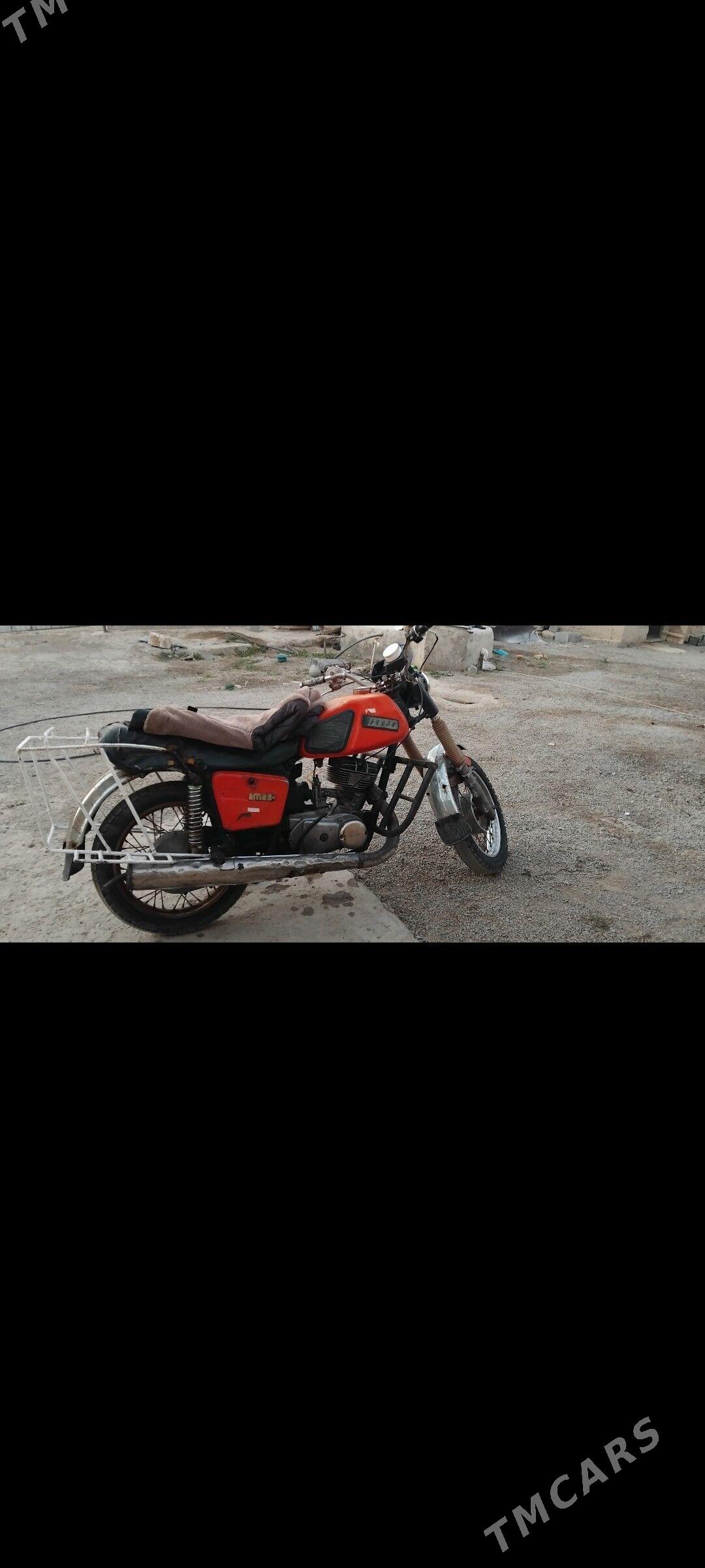 Iž Ýupiter 2021 - 7 000 TMT - Бахарден - img 1