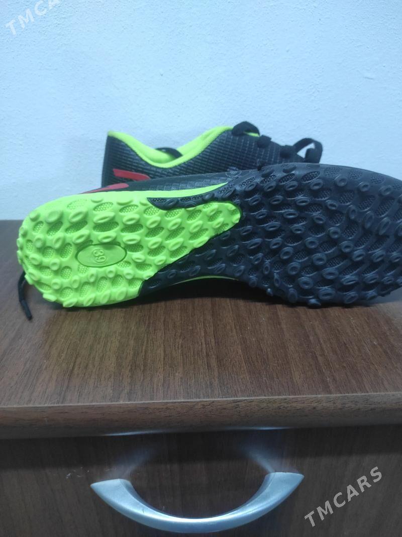 футбольная обувь - Мир 5 - img 3