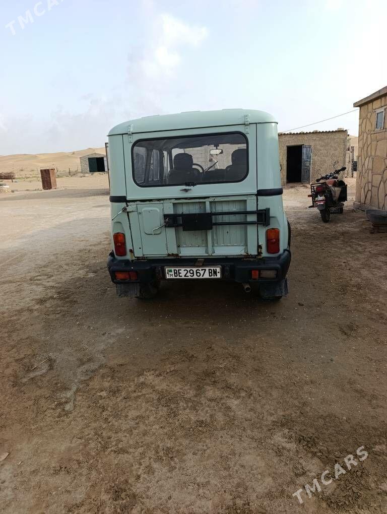 UAZ 469 2002 - 43 000 TMT - Этрек - img 6