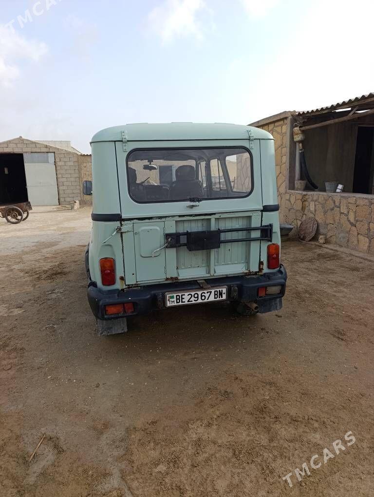 UAZ 469 2002 - 43 000 TMT - Этрек - img 3