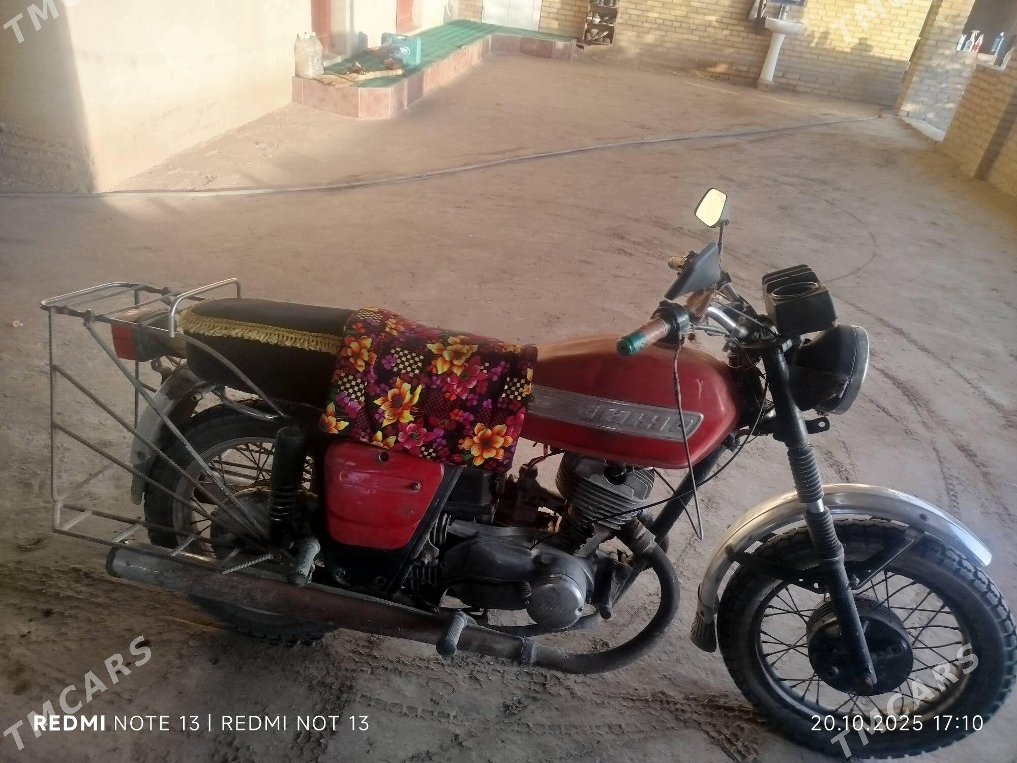 Iž Planeta 4 1991 - 8 000 TMT - Halaç - img 3