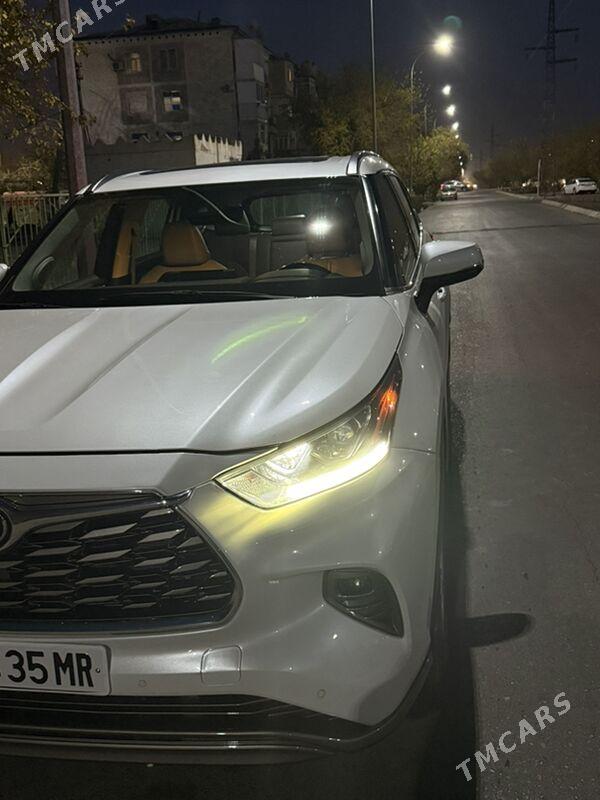 Toyota Highlander 2022 - 650 000 TMT - Мары - img 1