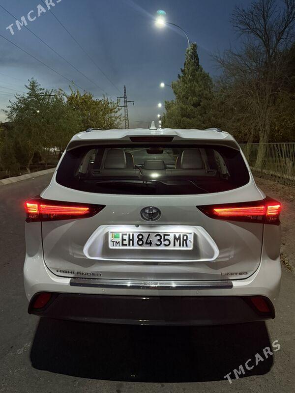 Toyota Highlander 2022 - 650 000 TMT - Мары - img 3