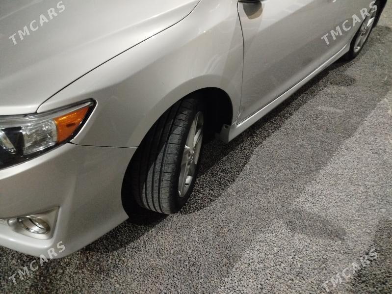 Toyota Camry 2014 - 219 000 TMT - Baýramaly - img 4