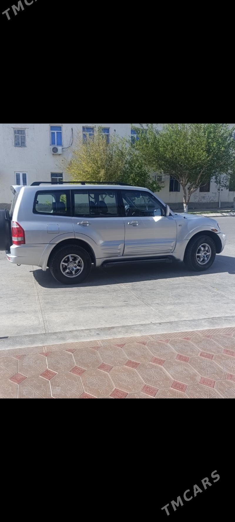 Mitsubishi Montero 2002 - 150 000 TMT - Balkanabat - img 2