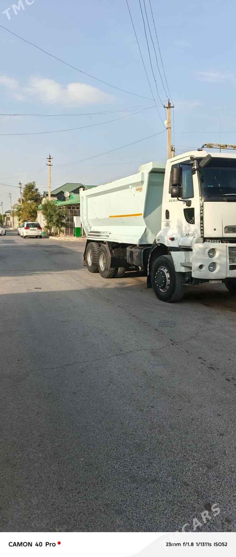 Ford Cargo 3535D 2014 - 750 000 TMT - Aşgabat - img 2