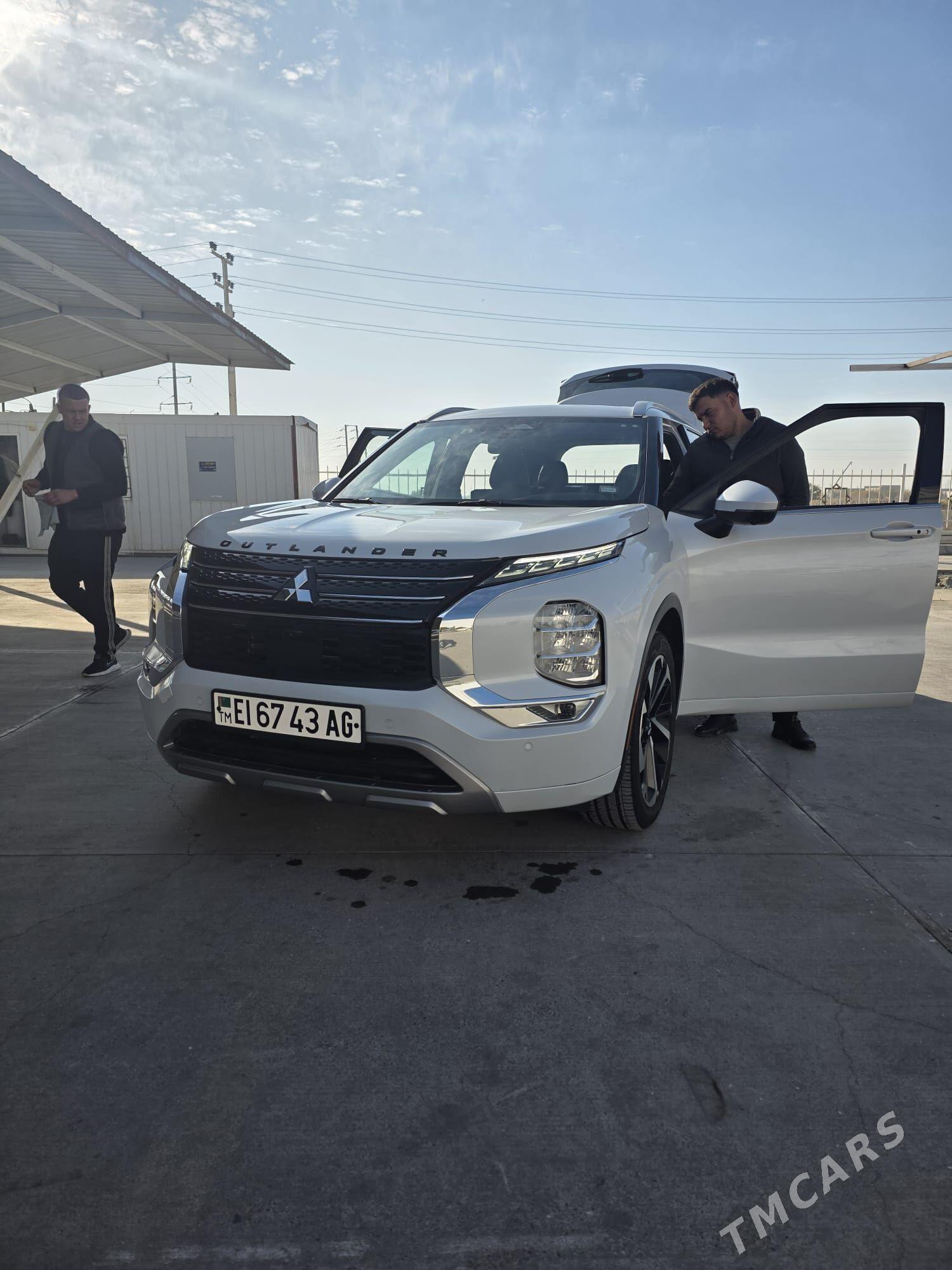 Mitsubishi Outlander 2022 - 430 000 TMT - Ашхабад - img 1