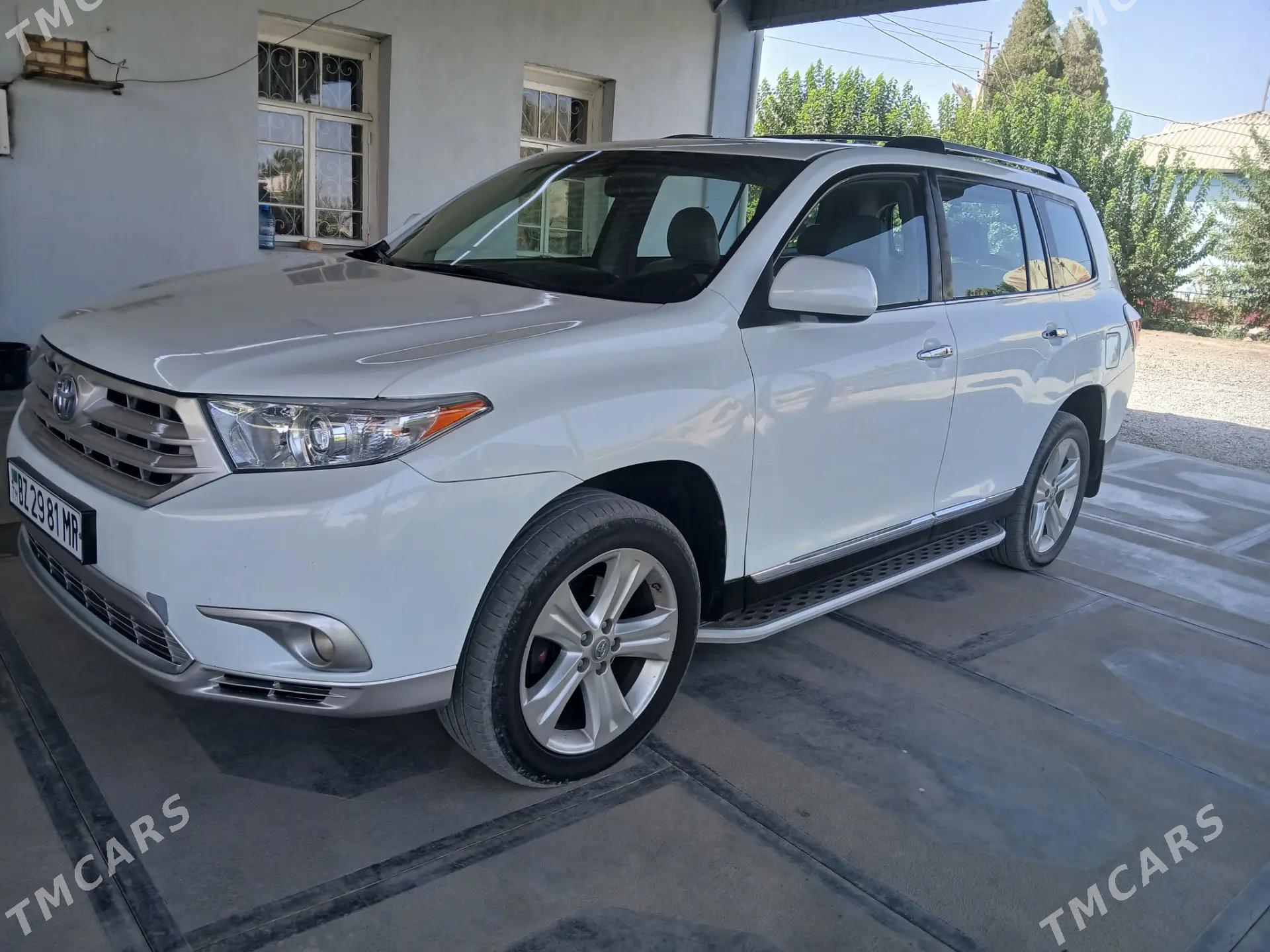 Toyota Highlander 2010 - 295 000 TMT - Мургап - img 4