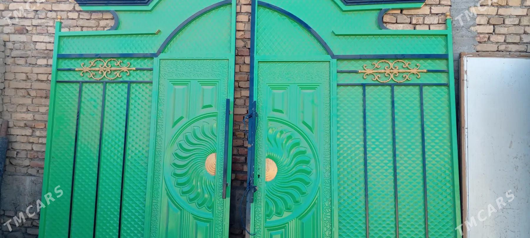 Ворота - Гарадамак - img 2