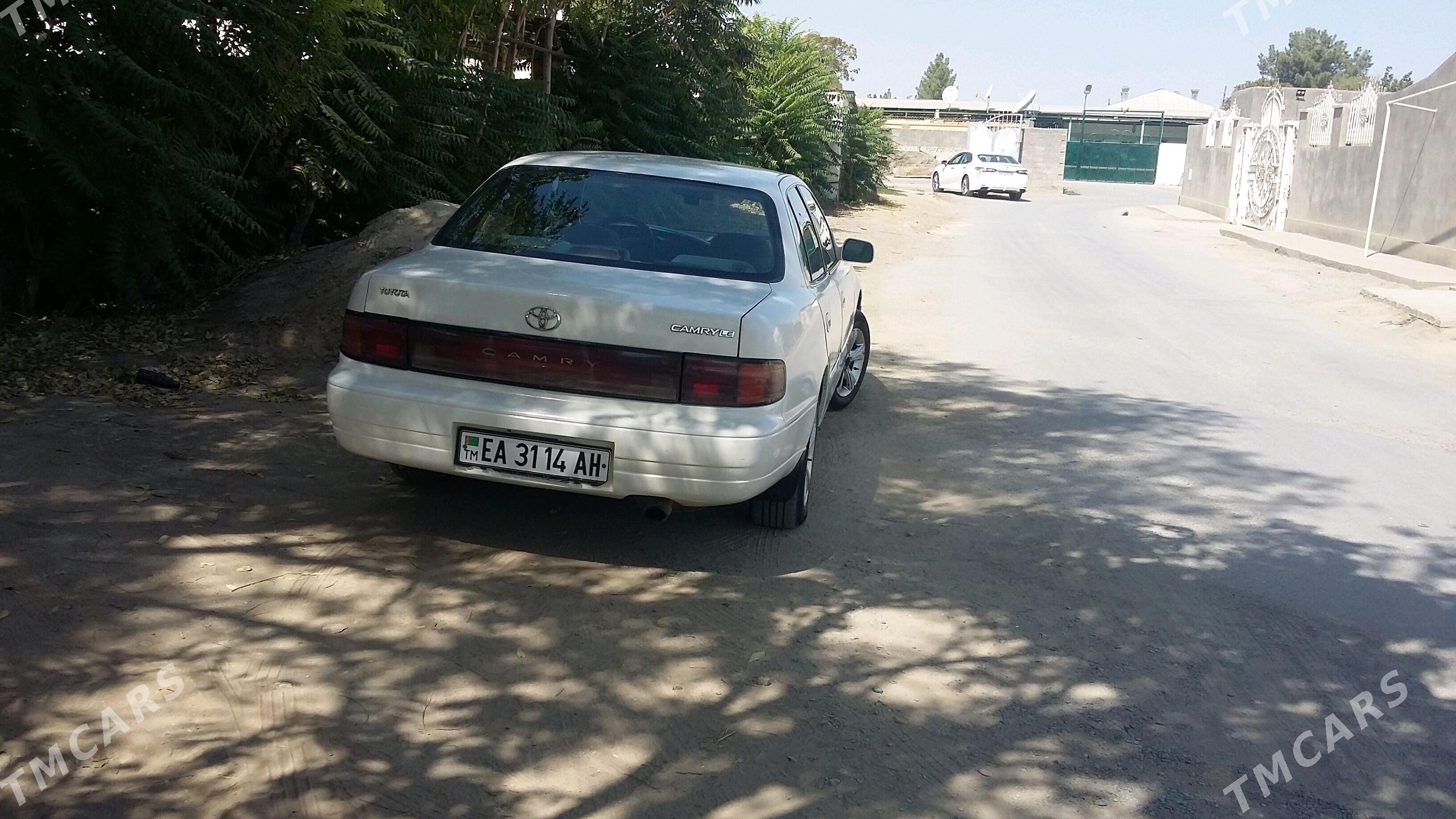 Toyota Camry 1993 - 80 000 TMT - Бахарден - img 2