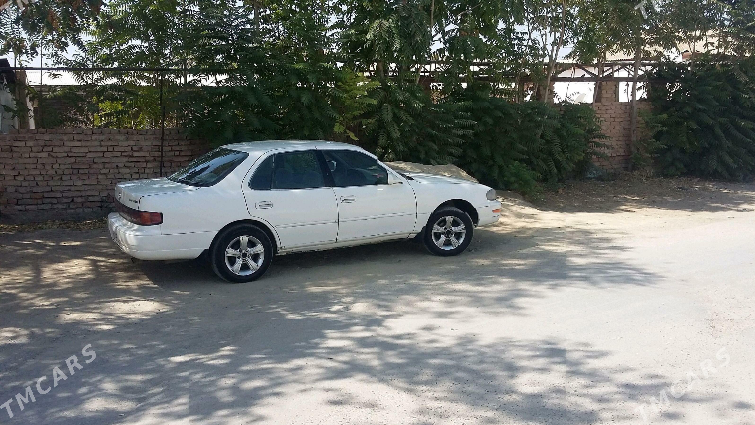 Toyota Camry 1993 - 80 000 TMT - Бахарден - img 3