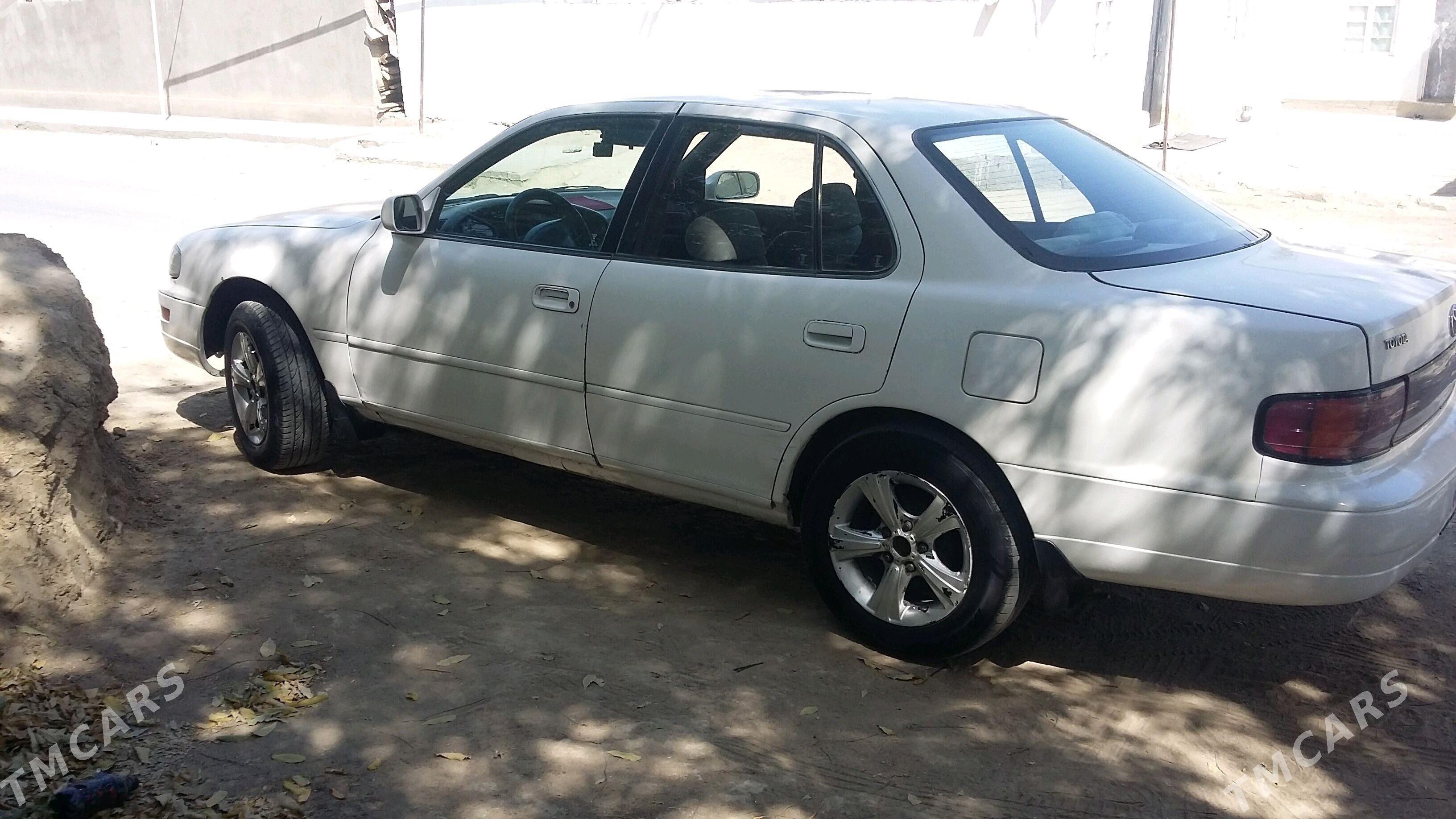 Toyota Camry 1993 - 80 000 TMT - Бахарден - img 4