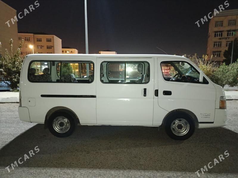 Nissan Urvan 2008 - 147 000 TMT - Мары - img 3