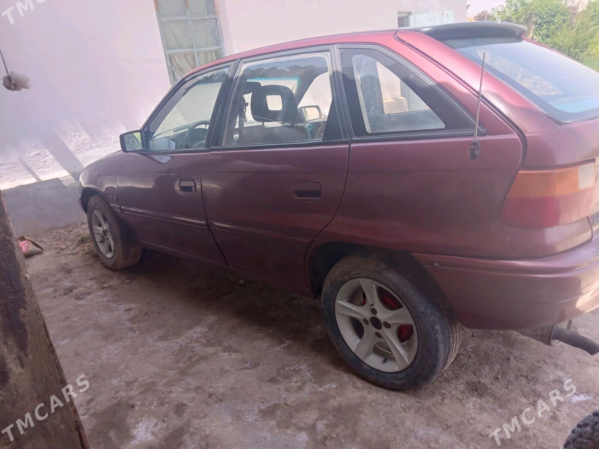 Opel Astra 1991 - 27 000 TMT - Достлук - img 2