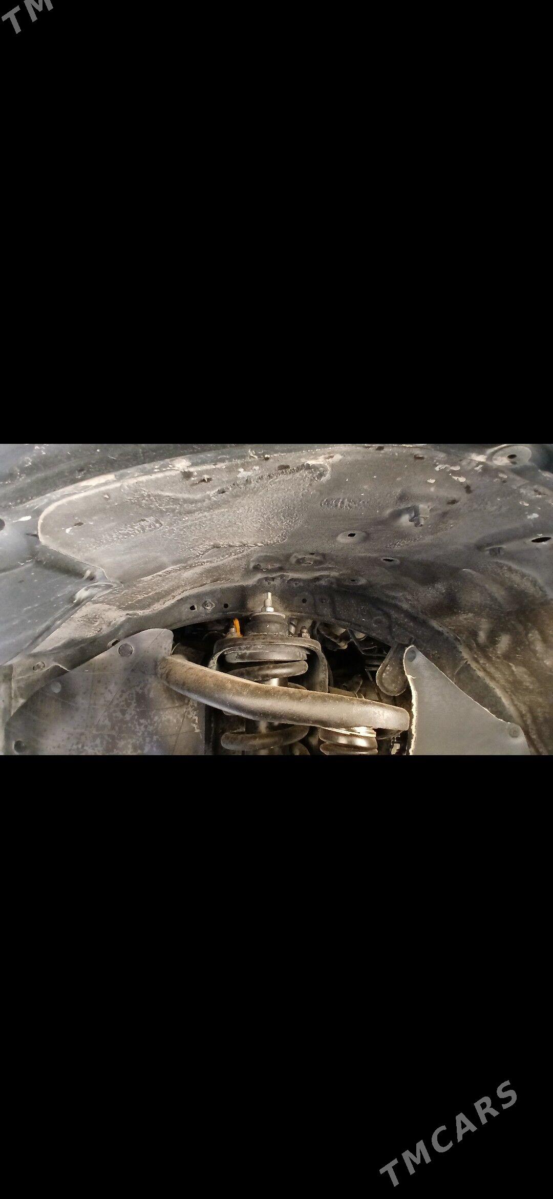 Toyota Land Cruiser Prado 2004 - 290 000 TMT - Дашогуз - img 7