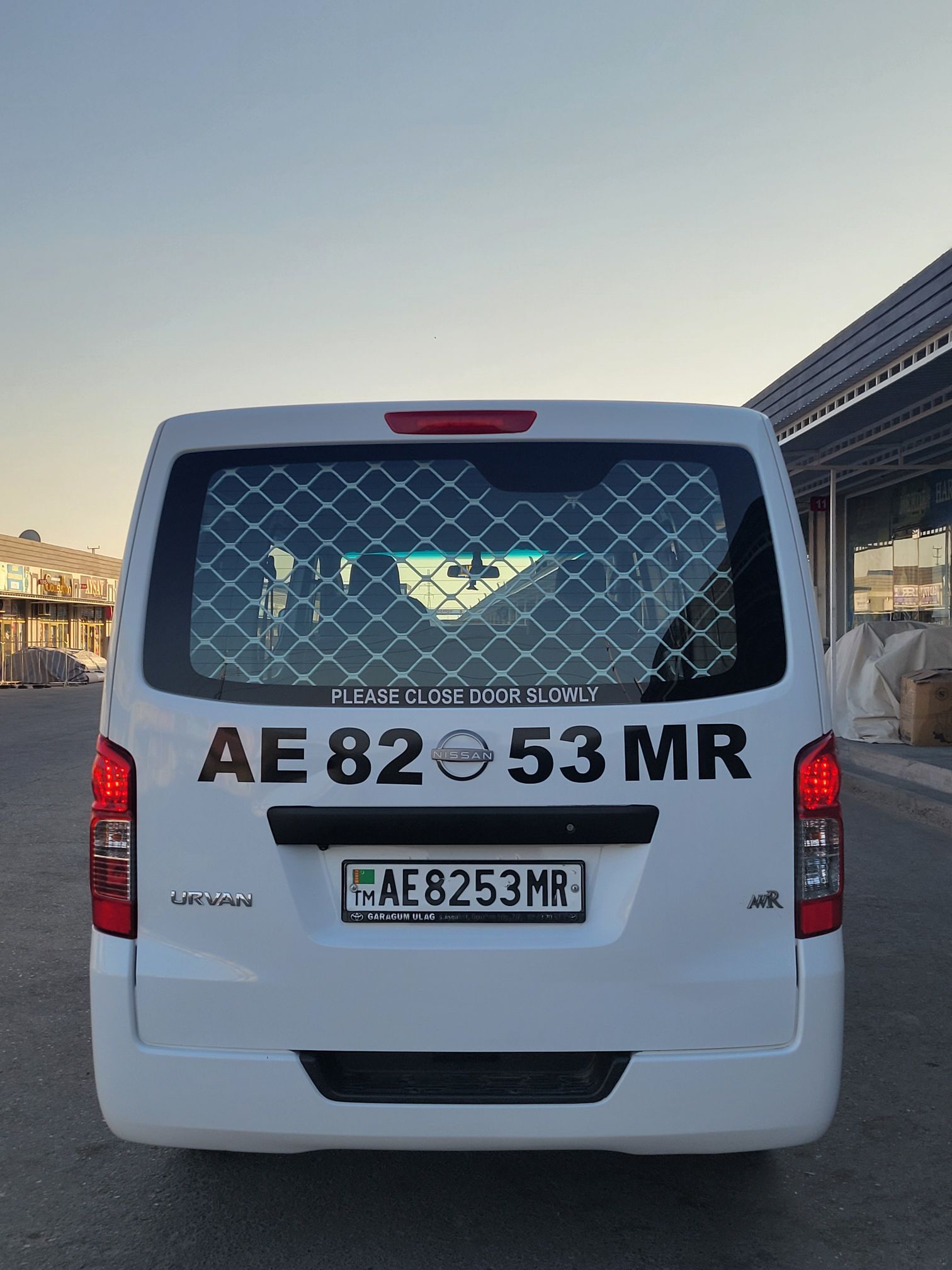 Nissan Urvan 2023 - 370 000 TMT - Mary - img 8