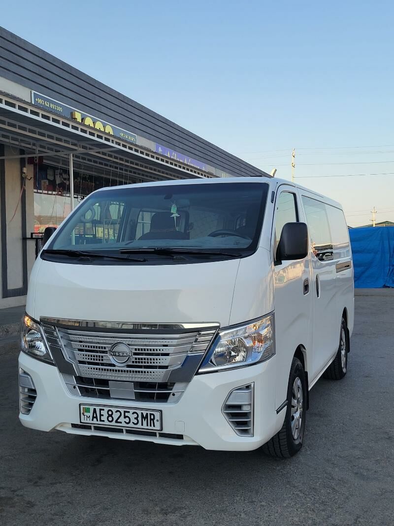 Nissan Urvan 2023 - 370 000 TMT - Mary - img 5