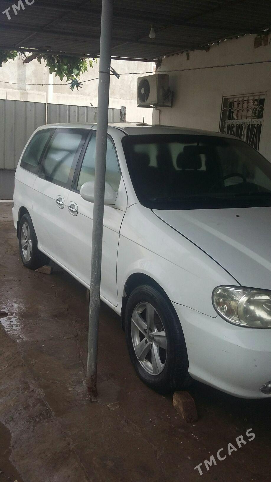 Kia Carnival 2003 - 87 000 TMT - Ашхабад - img 2