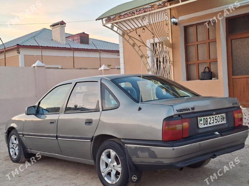 Opel Vectra 1993 - 35 000 TMT - Balkanabat - img 3