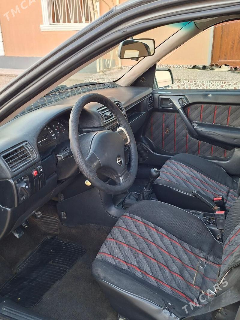Opel Vectra 1993 - 35 000 TMT - Balkanabat - img 5