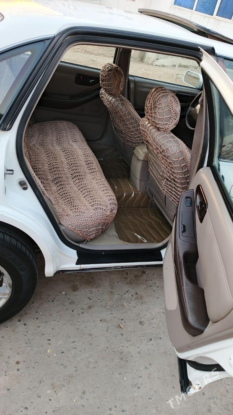 Toyota Avalon 1996 - 120 000 TMT - Дашогуз - img 3