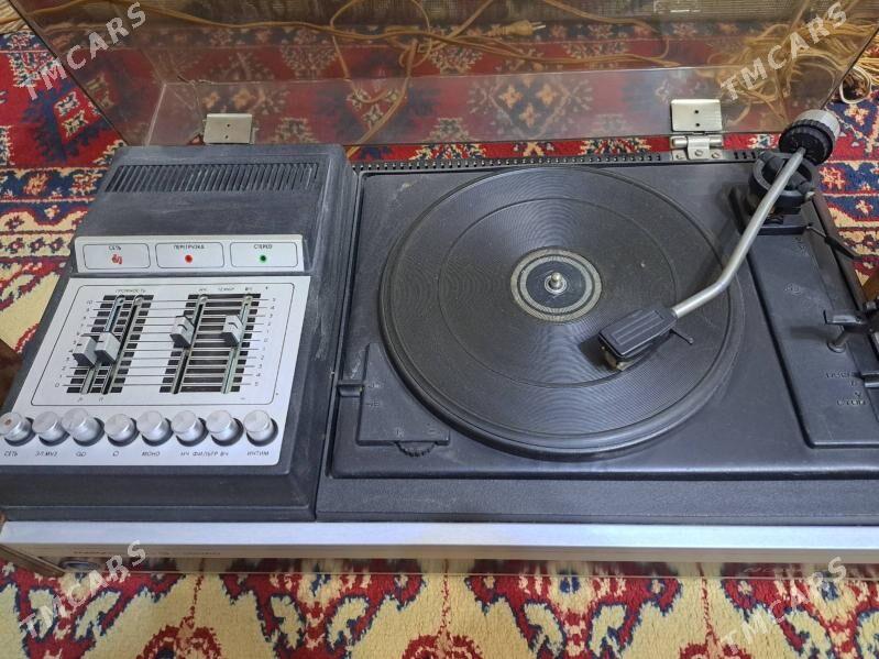 проигрыаатель/колонки - Бекреве - img 3