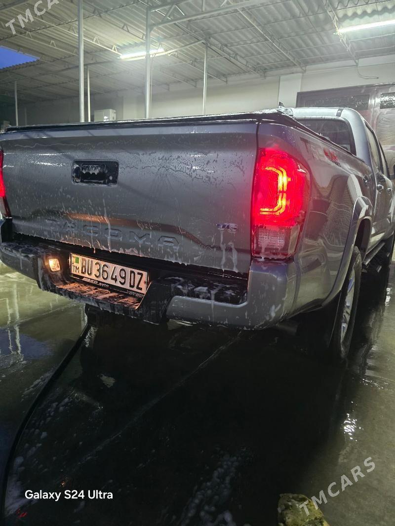 Toyota Tacoma 2020 - 410 000 TMT - Дашогуз - img 4