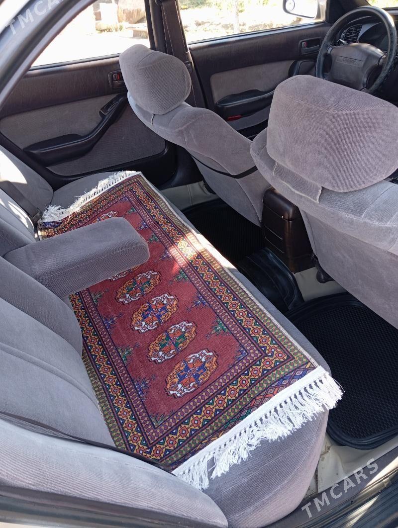 Toyota Camry 1993 - 130 000 TMT - Дянев - img 5