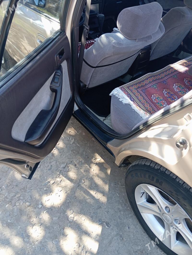 Toyota Camry 1993 - 130 000 TMT - Дянев - img 3