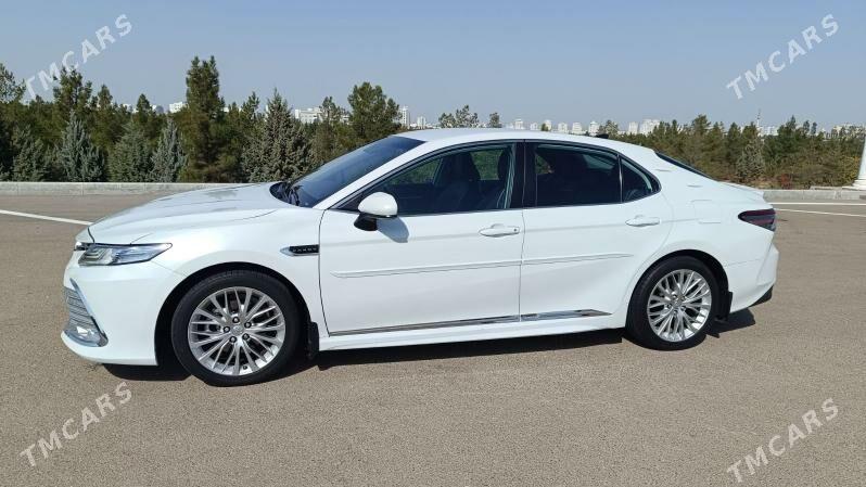 Toyota Camry 2019 - 295 000 TMT - 4 мкр - img 5
