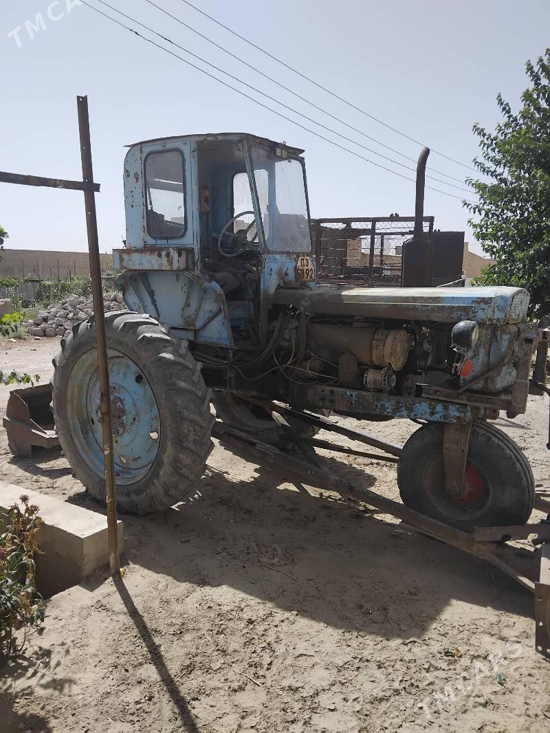 MTZ T-28 1985 - 55 000 TMT - Çärjew - img 1