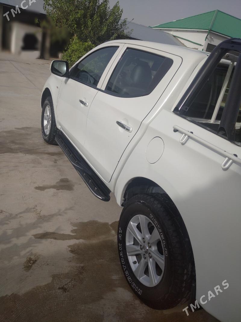 Mitsubishi L200 2016 - 265 000 TMT - Гёкдепе - img 2