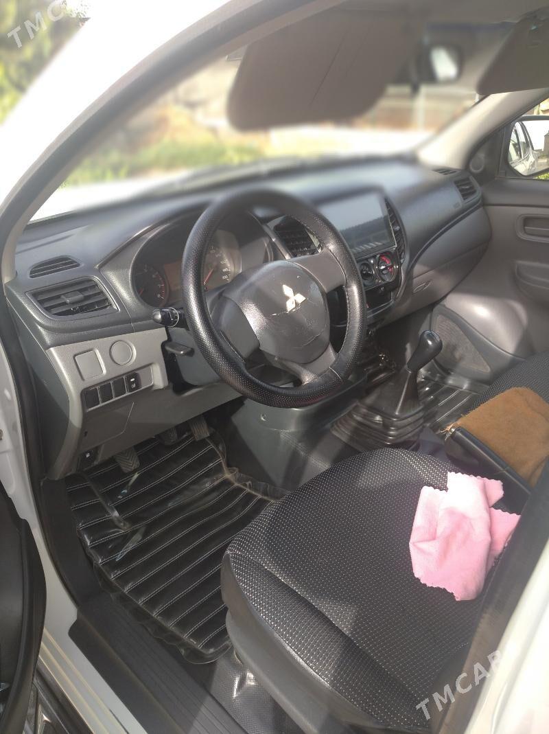 Mitsubishi L200 2016 - 265 000 TMT - Гёкдепе - img 3