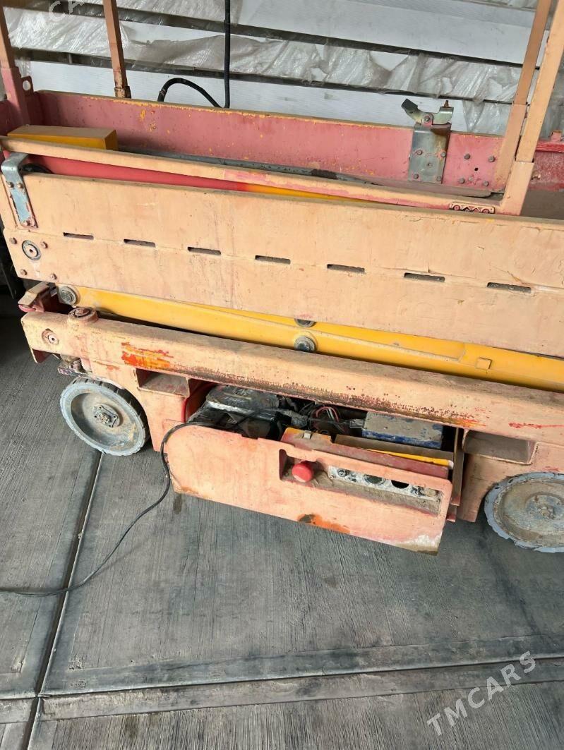 Wyşka tekerli podýomnik - Гарадамак - img 4