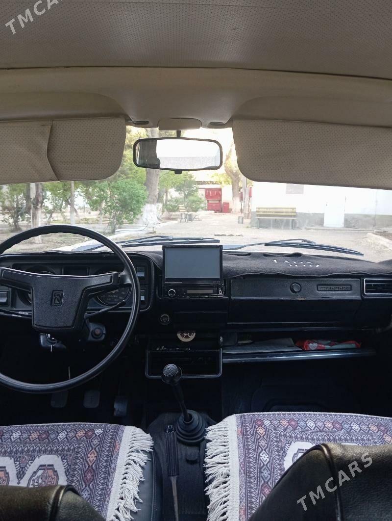 Lada 2105 1990 - 30 000 TMT - Balkanabat - img 4