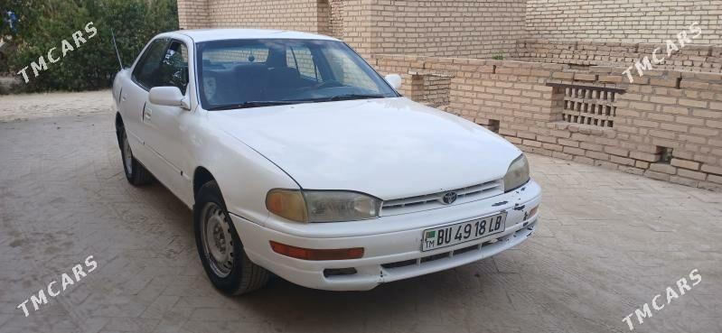 Toyota Camry 1993 - 65 000 TMT - Halaç - img 2