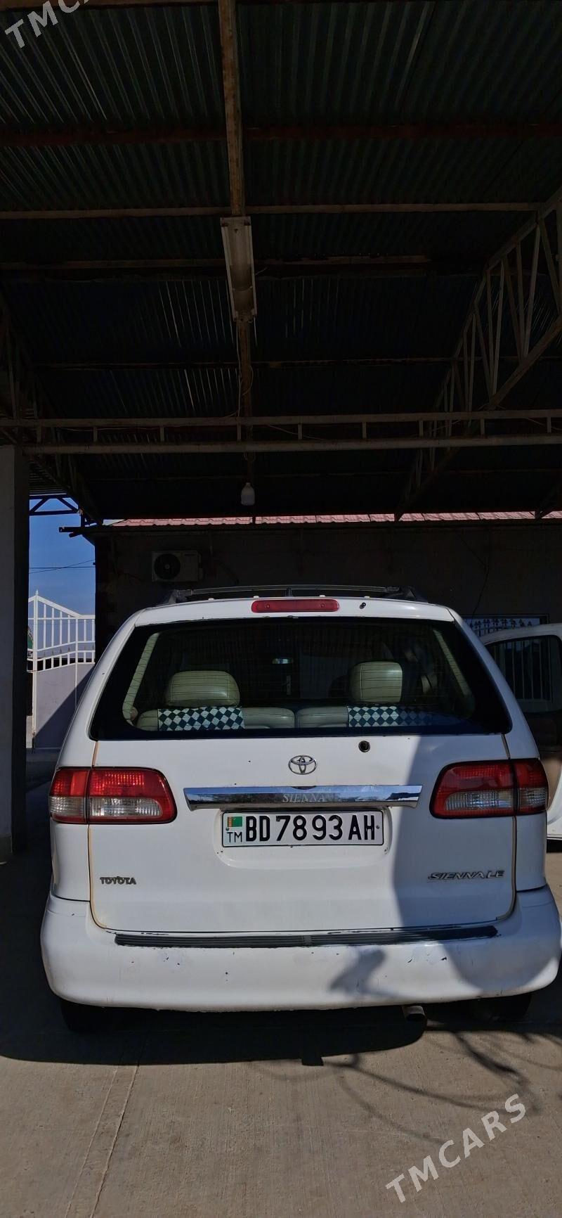 Toyota Sienna 2001 - 170 000 TMT - Арзув - img 7