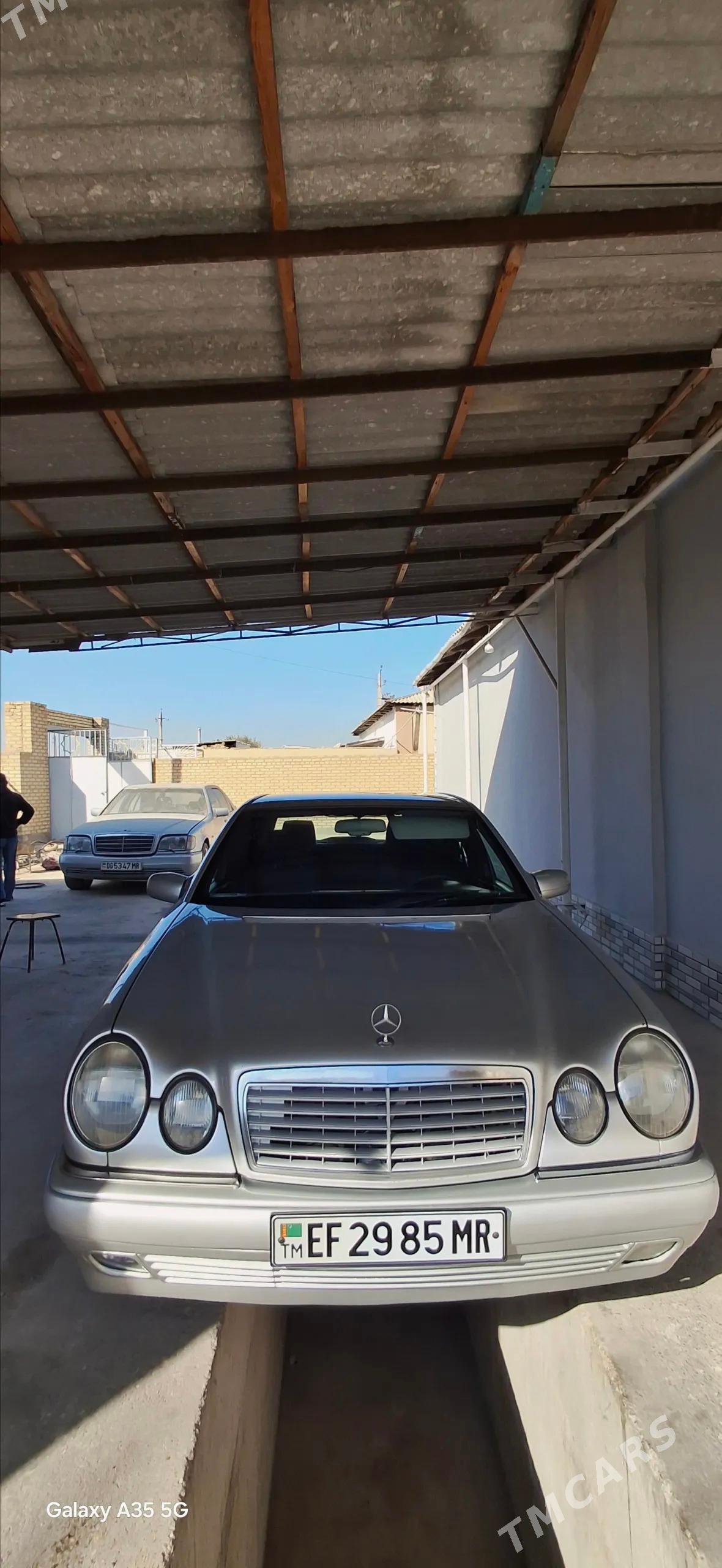 Mercedes-Benz E320 1997 - 110 000 TMT - Mary - img 2