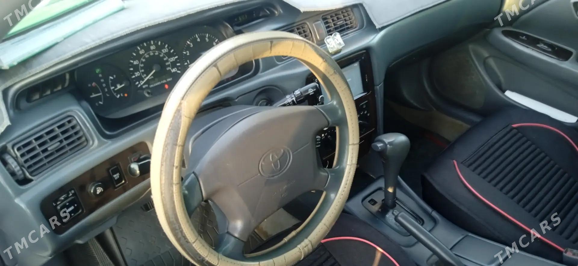 Toyota Camry 1998 - 133 000 TMT - Гороглы (Тагта) - img 6