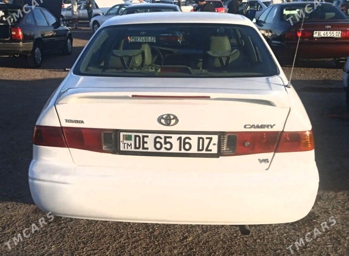 Toyota Camry 2000 - 138 000 TMT - Гороглы (Тагта) - img 2