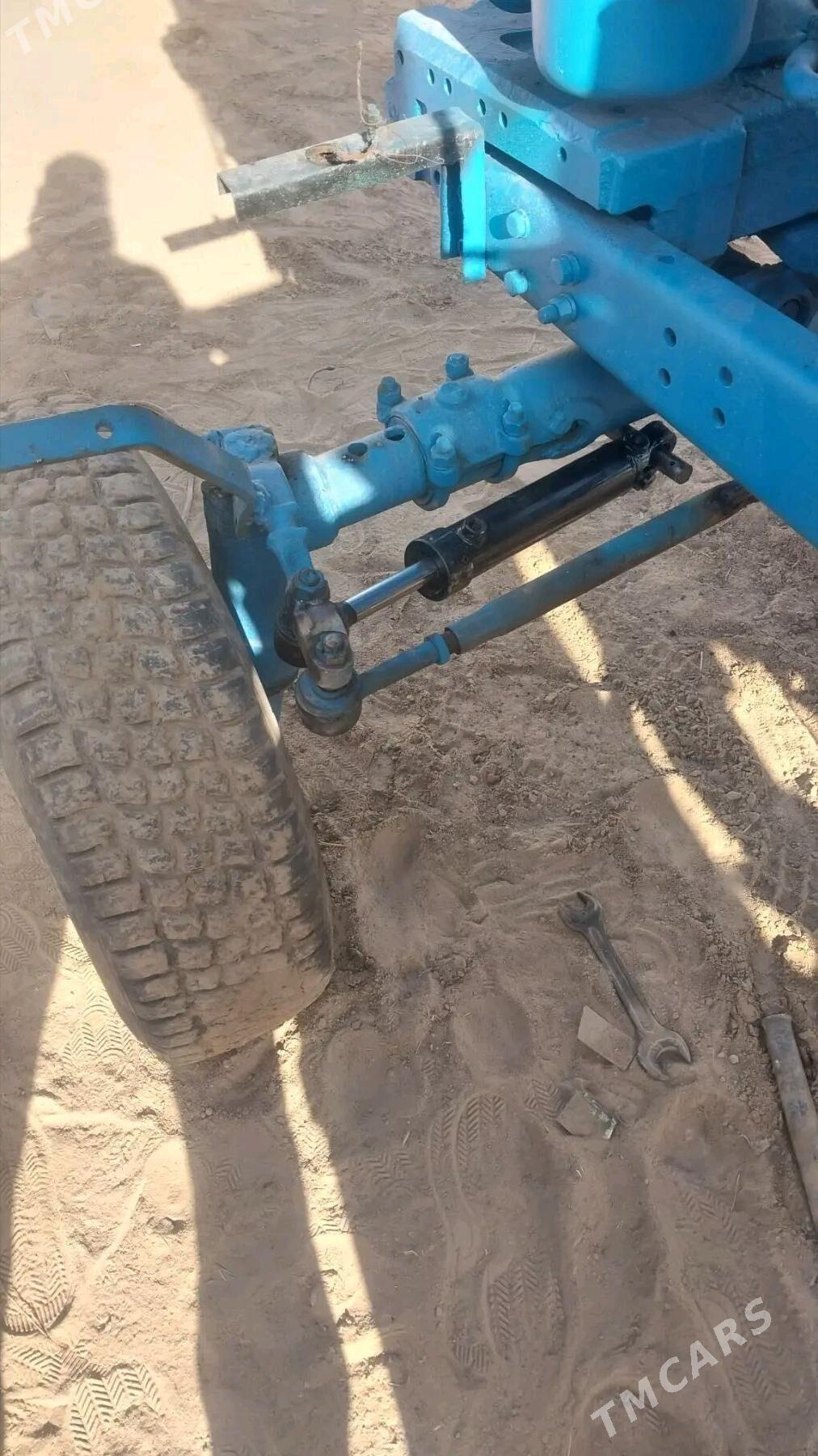 MTZ T-28 2025 - 82 000 TMT - Türkmengala - img 8