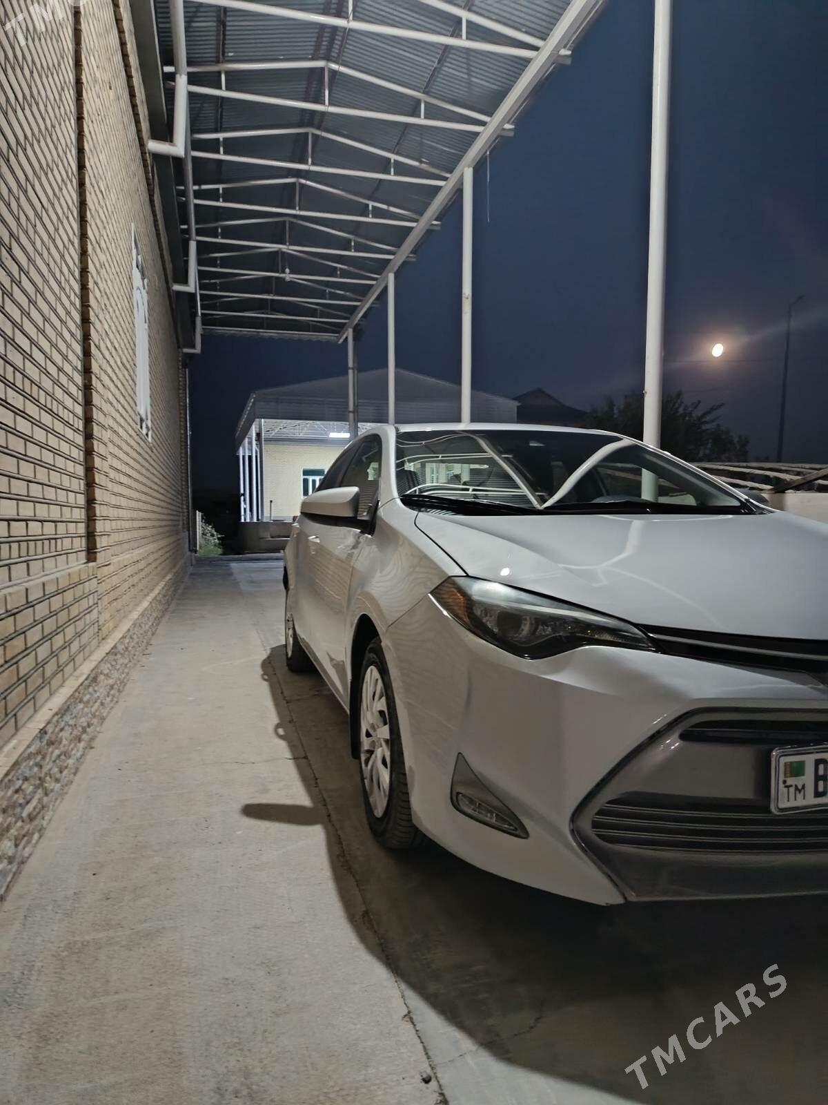 Toyota Corolla 2019 - 220 000 TMT - Мары - img 2