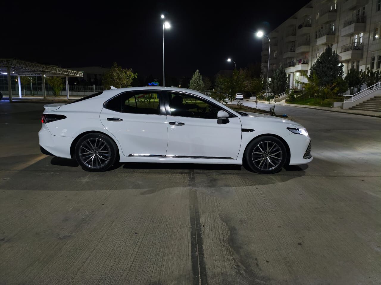 Toyota Camry 2021 - 250 000 TMT - Aşgabat - img 5