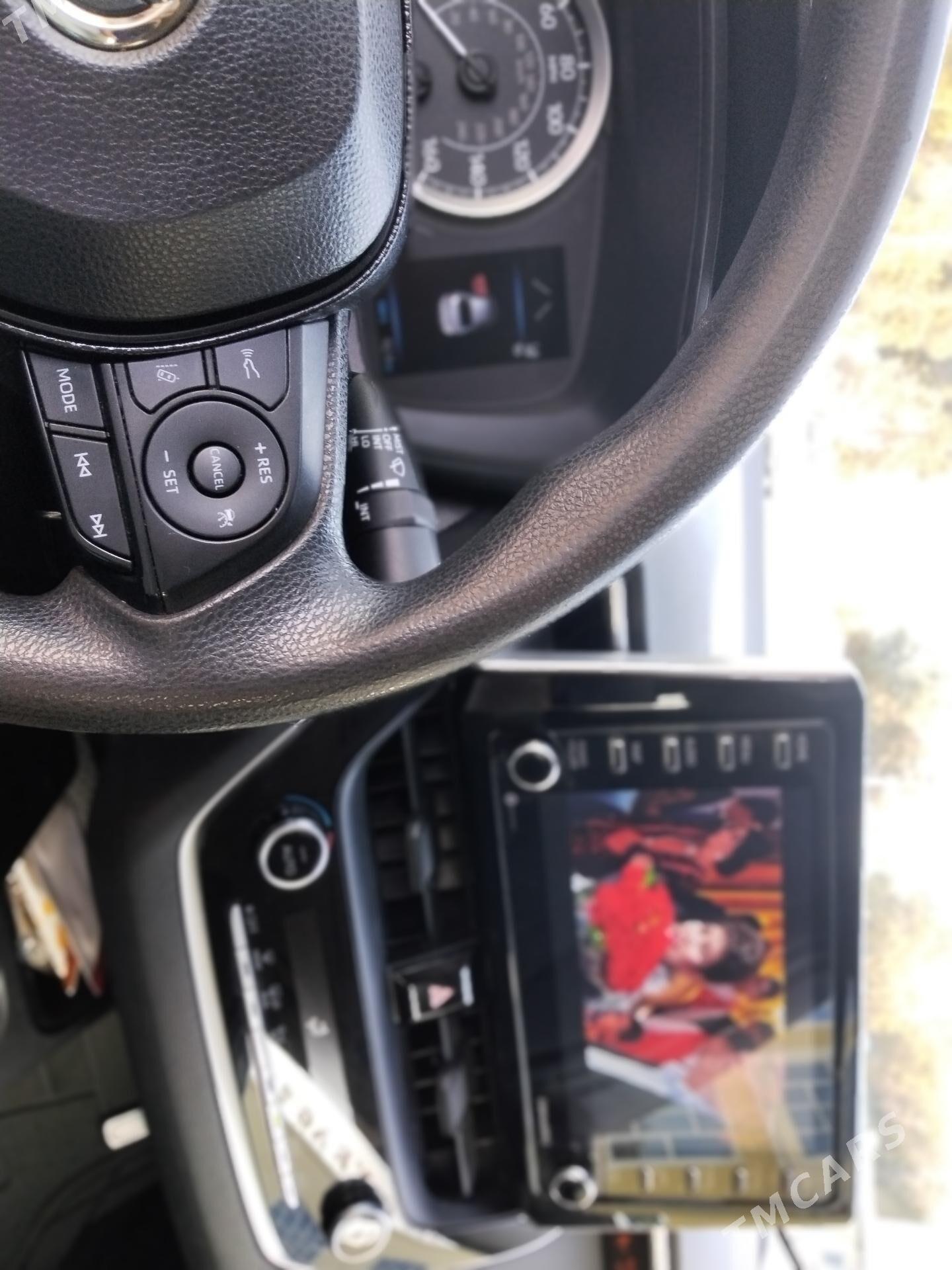 Toyota Corolla 2021 - 240 000 TMT - Türkmenabat - img 6